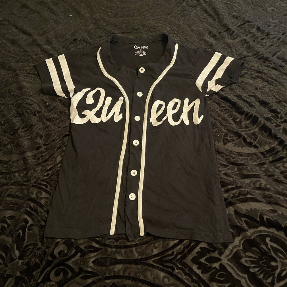 Queen Button Down Basketball Jersey Black/White